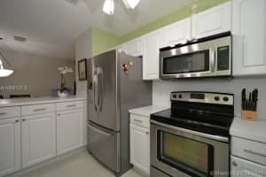 1421 N Gabriel St, Hollywood, FL 33020, Sold 07/18/16