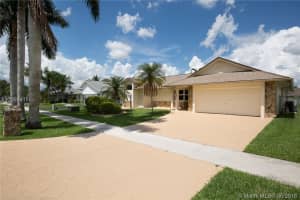 1111 SW 128th Dr, Davie, FL 33325, Sold 07/15/16