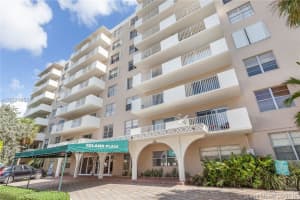 1455 N Treasure Dr #7f, North Bay Village, FL 33141, Sold 07/22/16