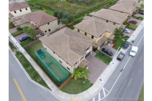 16528 SW 43rd St, Miami, FL 33185, Sold 08/19/16