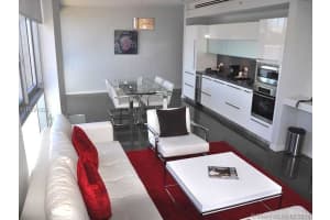 220 21st St #507, Miami Beach, FL 33139, Sold 11/30/16