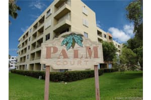 8231 NW 8th St, Miami, FL 33126, Sold 08/05/16