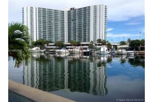 220 Kings Point Dr # 110, Sunny Isles Beach, FL 33160, Sold 09/16/16
