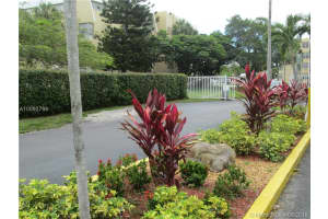 950 NE 199th St, North Miami Beach, FL 33179, Sold 07/29/16