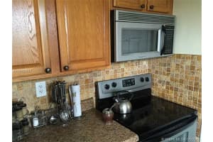 1800 79th Street Causeway, North Bay Village, FL 33141, Sold 10/27/16