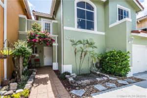 8711 SW 161st Ct, Miami, FL 33193, Sold 07/26/16