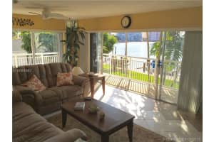 126 Golden Isles Dr #21a, Hallandale Beach, FL 33009, Sold 10/11/16