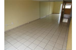 900 SW 104th Ct, Miami, FL 33174, Sold 09/13/16