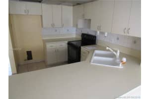 900 SW 104th Ct, Miami, FL 33174, Sold 09/13/16