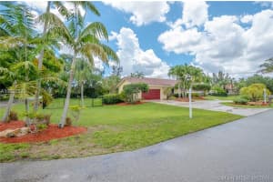 1720 SW 119th Terrace, Davie, FL 33325, Sold 07/21/16