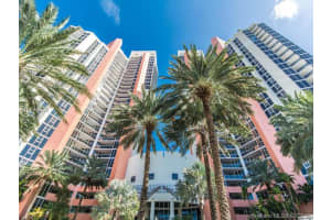 19333 Collins Ave, Sunny Isles Beach, FL 33160, Sold 10/25/16