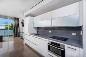 220 21st St #507, Miami Beach, FL 33139, Sold 11/09/16