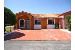 7678 NW 178th St, Hialeah, FL 33015, Sold 04/17/17