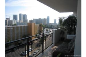 401 Golden Isles Dr, Hallandale Beach, FL 33009, Sold 08/30/16
