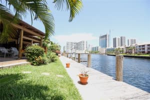 343 Leslie Dr, Hallandale Beach, FL 33009, Sold 03/14/18