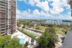 2951 S Bayshore Dr #907, Miami, FL 33133, Sold 03/27/17