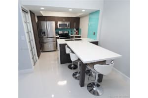 15535 Miami Lakeway N, Miami Lakes, FL 33014, Sold 10/24/16