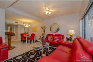 4213 NW 76th Ave, Hollywood, FL 33024, Sold 07/29/16