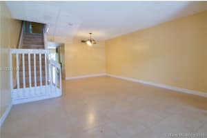 9191 Fontainebleau Blvd, Miami, FL 33172, Sold 10/28/16