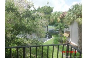 9352 SW 77th Ave APT H5, Miami, FL 33156, Sold 10/21/16
