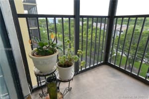 2500 NE 135th St B508, North Miami, FL 33181, Sold 12/16/16