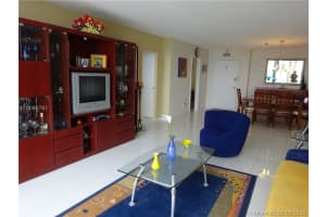 3140 S Ocean Dr, Hallandale Beach, FL 33009, Sold 08/08/16