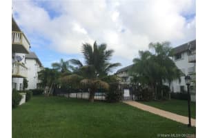 15221 NE 6th Ave APT A107, Miami, FL 33162, Sold 09/22/16
