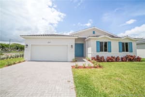 1819 NE 2nd Ct, Homestead, FL 33033, Sold 12/27/16