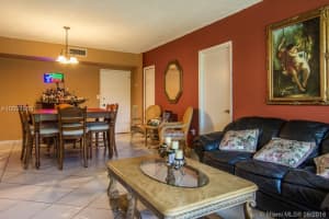 6705 NW 169th St APT C105, Hialeah, FL 33015, Sold 09/19/16
