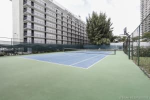 880 NE 69th St #9j, Miami, FL 33138, Sold 02/23/17