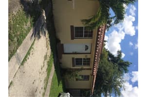 461 To to Lo Chee Dr, Hialeah, FL 33010, Sold 11/04/16