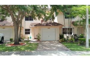 8406 NW 40th Ct, Sunrise, FL 33351, Sold 08/23/16