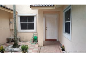 8406 NW 40th Ct, Sunrise, FL 33351, Sold 08/23/16