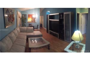 7820 NW 7th St, Pembroke Pines, FL 33024, Sold 07/22/16