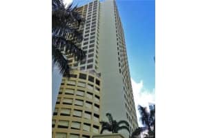 170 SE 14th St, Miami, FL 33131, Sold 03/10/17