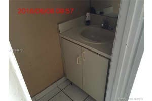 2750 W 76th St, Hialeah, FL 33016, Sold 08/12/16