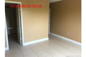 2750 W 76th St, Hialeah, FL 33016, Sold 08/12/16