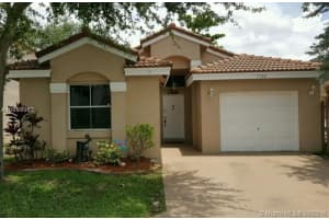 7382 Cypress Dr, Margate, FL 33063, Sold 08/29/16