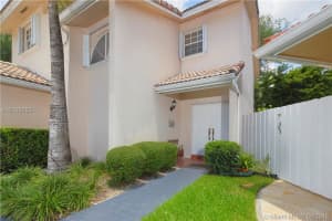 10829 SW 91st Ln, Miami, FL 33176, Sold 08/05/16