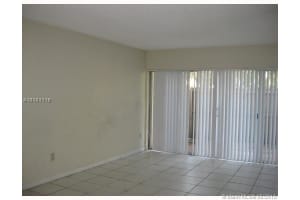 8887 Fontainebleau Blvd, Miami, FL 33172, Sold 08/17/16