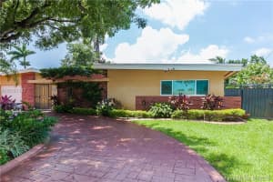 2025 NE 202nd St, Miami, FL 33179, Sold 09/23/16