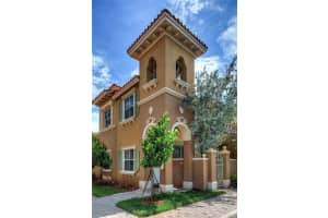 607 SW 107th Ave, Pembroke Pines, FL 33025, Sold 08/15/16