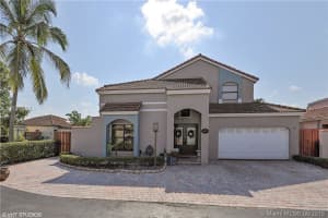 627 SW 89th Ave, Miami, FL 33174, Sold 10/28/16