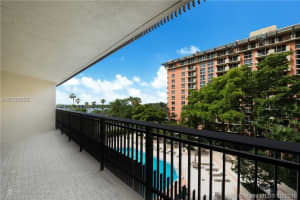 2901 S Bayshore Dr #4d, Miami, FL 33133, Sold 04/06/17