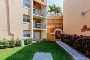 6272 NW 186th St, Hialeah, FL 33015, Sold 07/27/16