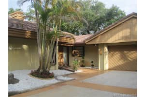19911 NE 10th Pl, Miami, FL 33179, Sold 10/26/16