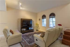 5245 NW 112th Ave, Doral, FL 33178, Sold 11/14/16
