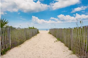 335 Ocean Dr, Miami Beach, FL 33139, Sold 01/30/17