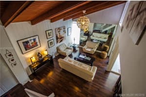 928 NW 106th Ave Cir, Miami, FL 33172, Sold 01/10/17