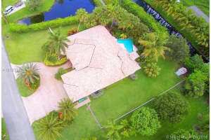 1560 SW 119th Terrace, Davie, FL 33325, Sold 09/07/16